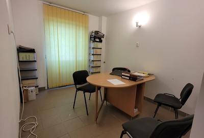 Apartament cu 3 camere decomandat în Sud - 2