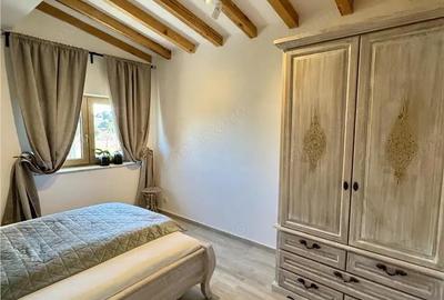 Casă cu 4 camere cu Teren 300 Mp în Tractorul - 34