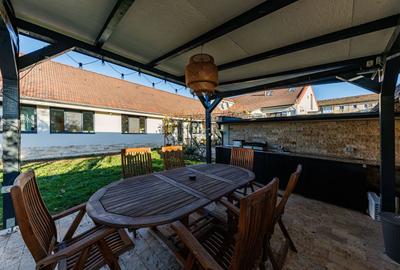 Casa cu Personalitate – Un Amestec Fascinant de Stil Istoric și Contemporan - 25