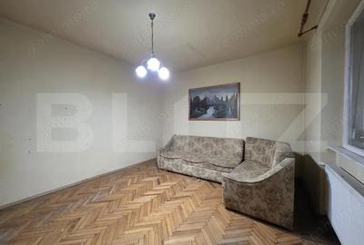 Casă cu 4 camere cu Teren 500 Mp în Titulescu - 7