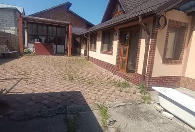 Casă cu 5 camere cu Teren 900 Mp în Central - 15