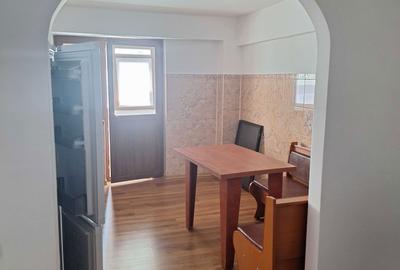 Apartament cu 3 camere decomandat în Central - 2