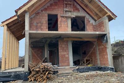 Casă cu 4 camere cu Teren 800 Mp în Jucu - 4