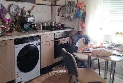 Apartament cu 2 camere decomandat în Craiovița Nouă - 4