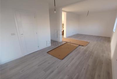 Casa Individuala - zona excelenta - teren 600 mp - carport. - 8