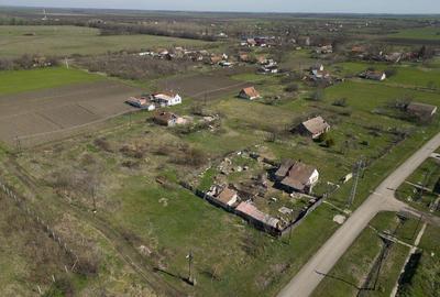 Teren intravilan de 1400 mp in Battonya - 1