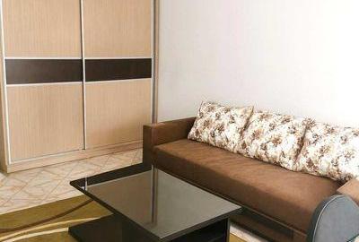 Garsonieră decomandată în Virtuții