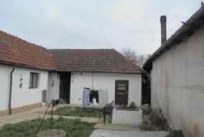 Casă cu 4 camere în Leheceni - 4