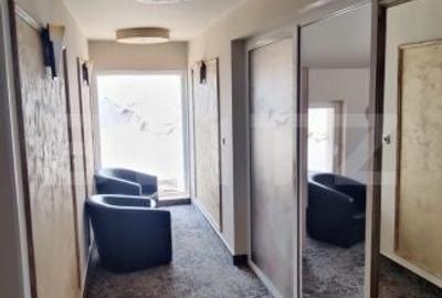 Spațiu comercial, de 189 mp, în Central - 11