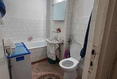 Apartament cu 3 camere semidecomandat în Central - 3