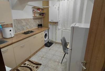 Vand Garsoniera la Parter zona Crang - 4