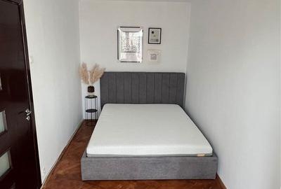 Apartament cu 3 camere semidecomandat în Central - 5