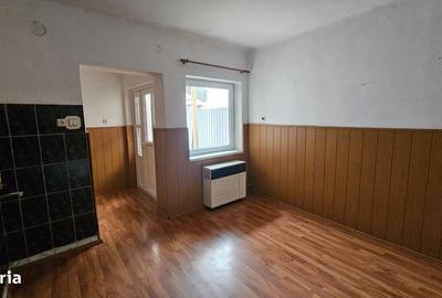 Casă cu 3 camere cu Teren 130 Mp în Central - 5