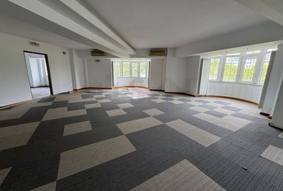 Apartament cu 3 camere decomandat în Unirii - 1