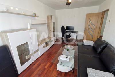 Apartament cu 2 camere decomandat, mobilat în Valea Aurie