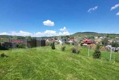 Teren de 1400 mp, în Centura - 6