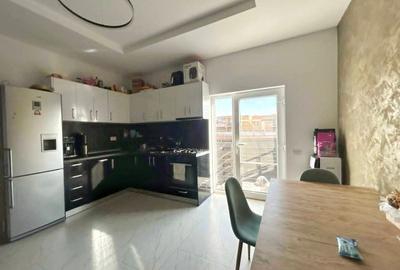 Casă cu 4 camere cu Teren 200 Mp în Central - 3