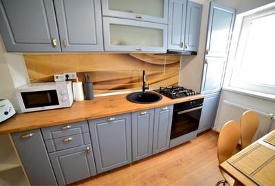 Apartament cu 3 camere decomandat, mobilat în Central - 3