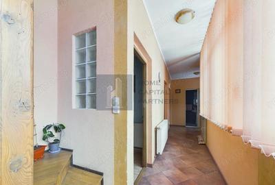 Casă cu 6 camere cu Teren 462 Mp în Central - 13