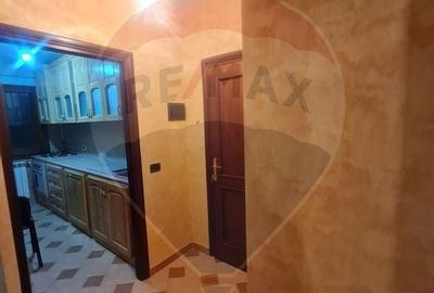 Birou, de 40 mp, în Central - 2