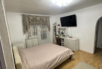 Apartament cu 3 camere semidecomandat în Central - 5