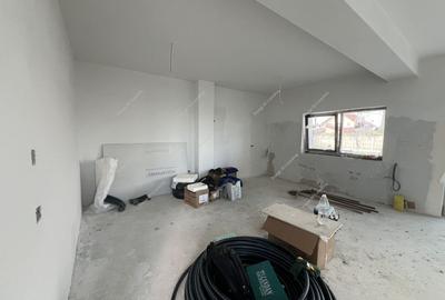 Duplex cu 4 camere cu Canalizare în Moșnița Nouă - 9