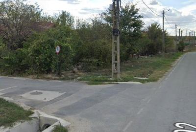 Teren de 4000 mp, în Plopeni