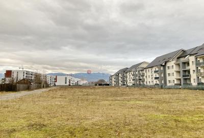 Teren Construcții intravilan de 2600 mp, în Tractorul - 2