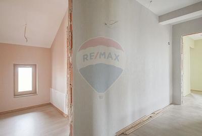 Casă cu 5 camere cu Teren 500 Mp în Tărlungeni - 14