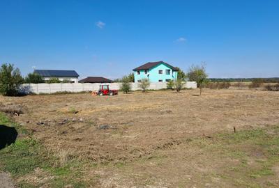 Teren de 1000 mp, în Exterior Vest - 7