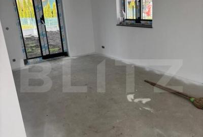 Casă cu 4 camere cu Canalizare în Central