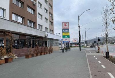 Inciriez spatiu comercial - 2
