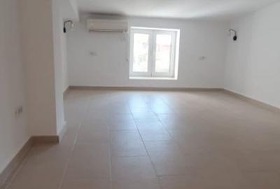 Casa 3 camere/ Spatiu comercial/ Aviatiei/ Metrou/ Aurel Vlaicu 7 min - 6