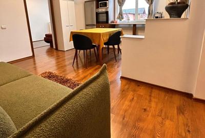 Apartament cu 3 camere semidecomandat, mobilat în Florești - 2