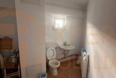 Spațiu comercial, de 200 mp, în Central - 3