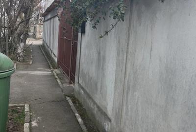 Casă cu 3 camere cu Teren 675 Mp în Central - 2