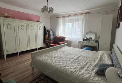 Casă cu 3 camere cu Teren 260 Mp în Aurel Vlaicu - 2