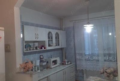 Apartament cu 2 camere decomandat în Central - 3