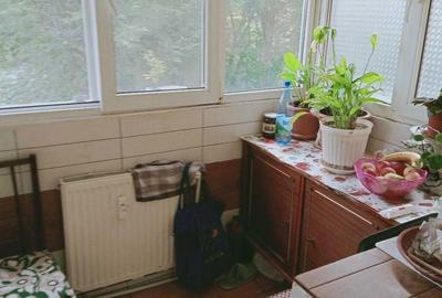 Apartament cu 3 camere decomandat în Crângași - 4