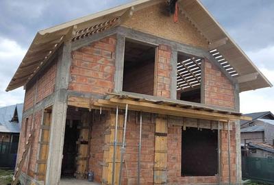 Casă cu 4 camere în Ghioșești - 5
