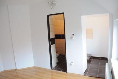 2 camere| DOROBANTI-RADU BELLER - 11