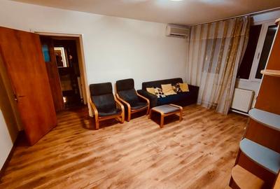 Apartament cu 3 camere semidecomandat în Dristor - 1