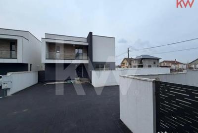 Casă cu 4 camere cu Canalizare în Bariera Vâlcii - 2