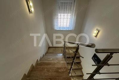 Apartament cu 3 camere decomandat în Central - 3