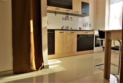 Apartament cu 2 camere semidecomandat în Sud - 2