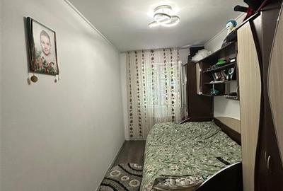 Apartament cu 2 camere decomandat în Podul de Piatră - 4