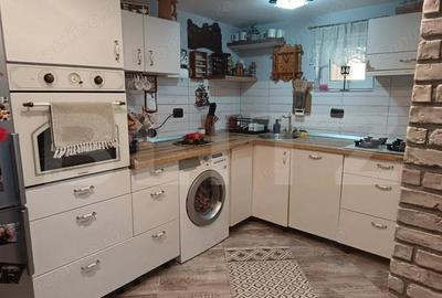 Casă cu 3 camere cu Teren 159 Mp în Unirii - 9