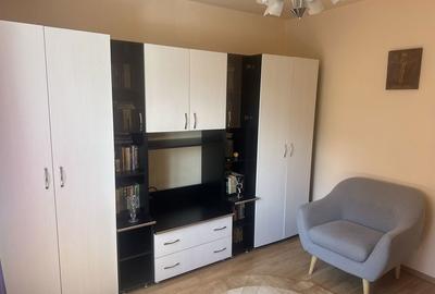 Apartament cu 2 camere decomandat în Petros - 4
