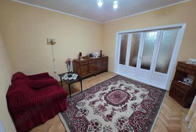 Casă cu 3 camere în Central - 1