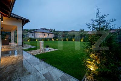 Casa de vanzare, cu 5 camere, 280 mp, zona Nord - 5